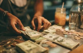 The people who leave tips share these 3 traits